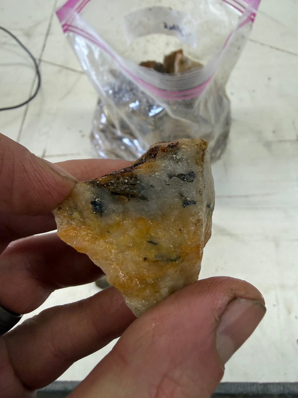 Golden Griffin Mine Crushed Ore: 1-Gallon Bag