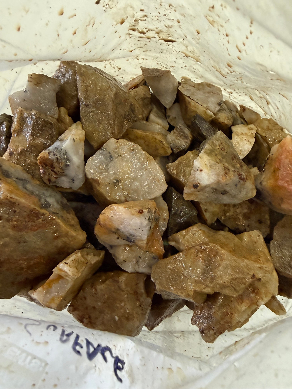 Golden Griffin Mine Crushed Ore: 1-Gallon Bag